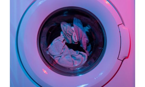 HOW LONG CAN CLOTHES SIT IN THE WASHER?